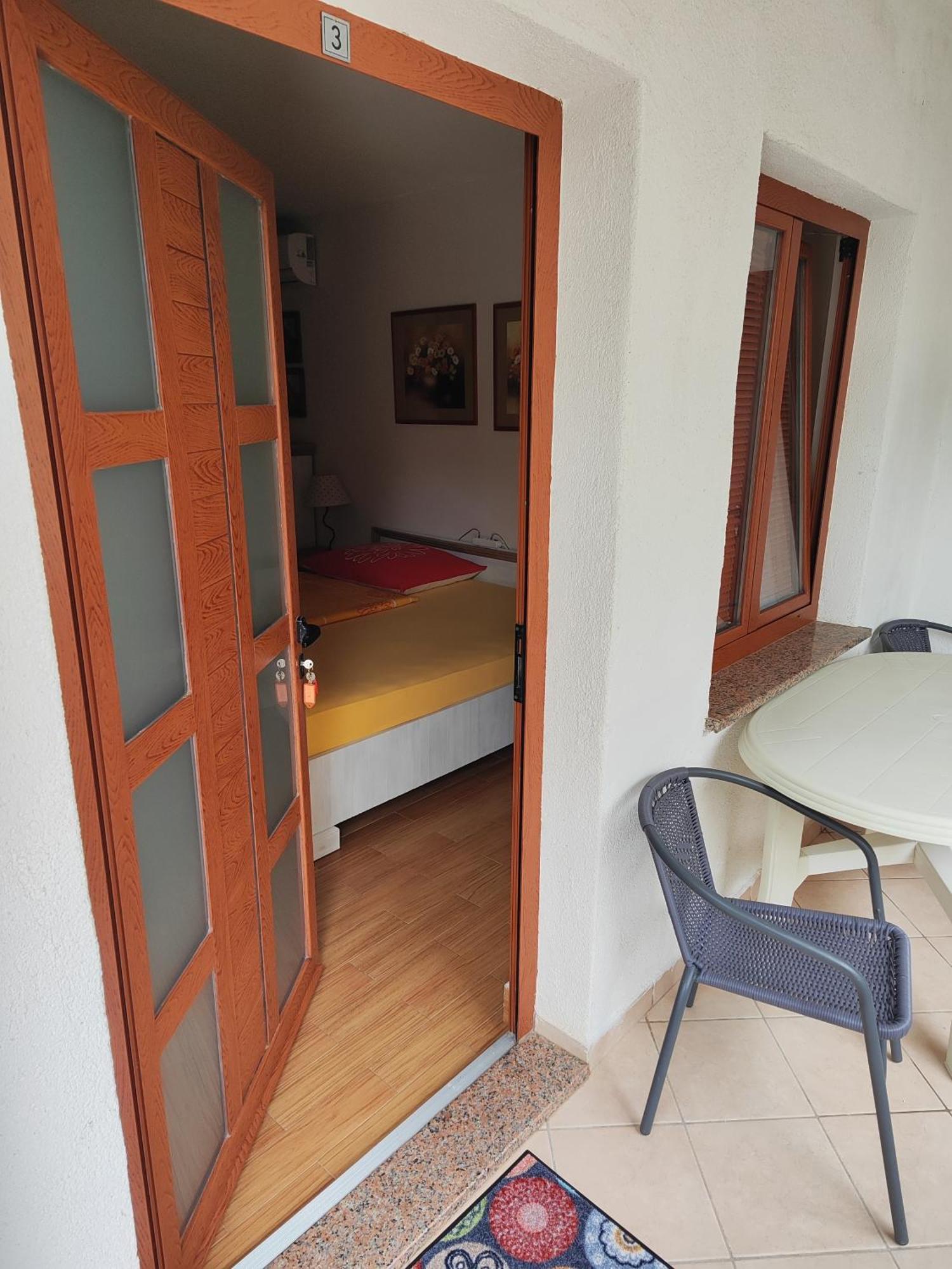 Apartmani Am Krk Town Eksteriør bilde